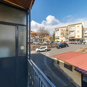 Casa La Scivola Appartamento Aeroporto di Catania Fontana Rossa